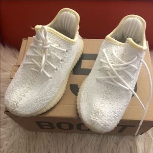 Yeezy 350 kids